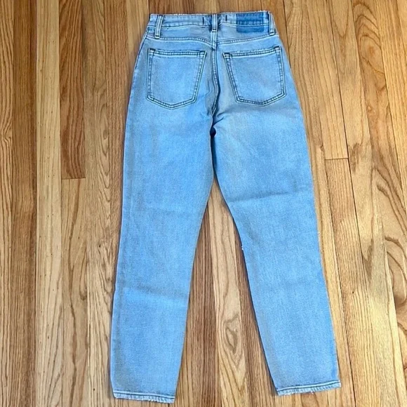 Abercrombie and Fitch mom jeans high rise women’s size 24 - Picture 5 of 5